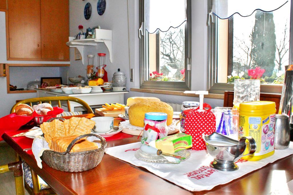 Al Villino Del Sole Bed & Breakfast Fano Bagian luar foto