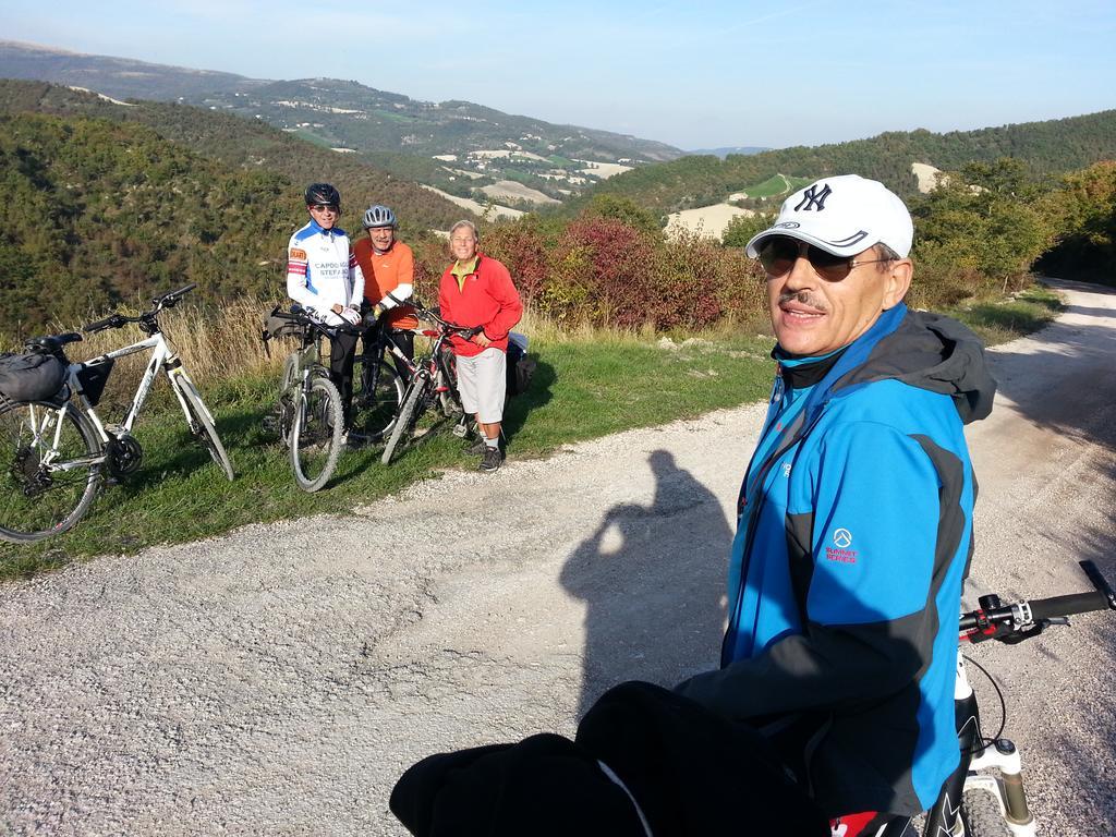 Al Villino Del Sole Bed & Breakfast Fano Bagian luar foto